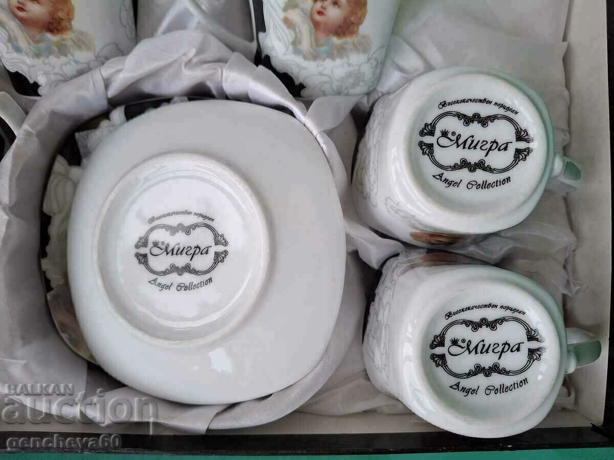 Auction Angel coffee collection set in a box Auction Angel coffee collection set in a box