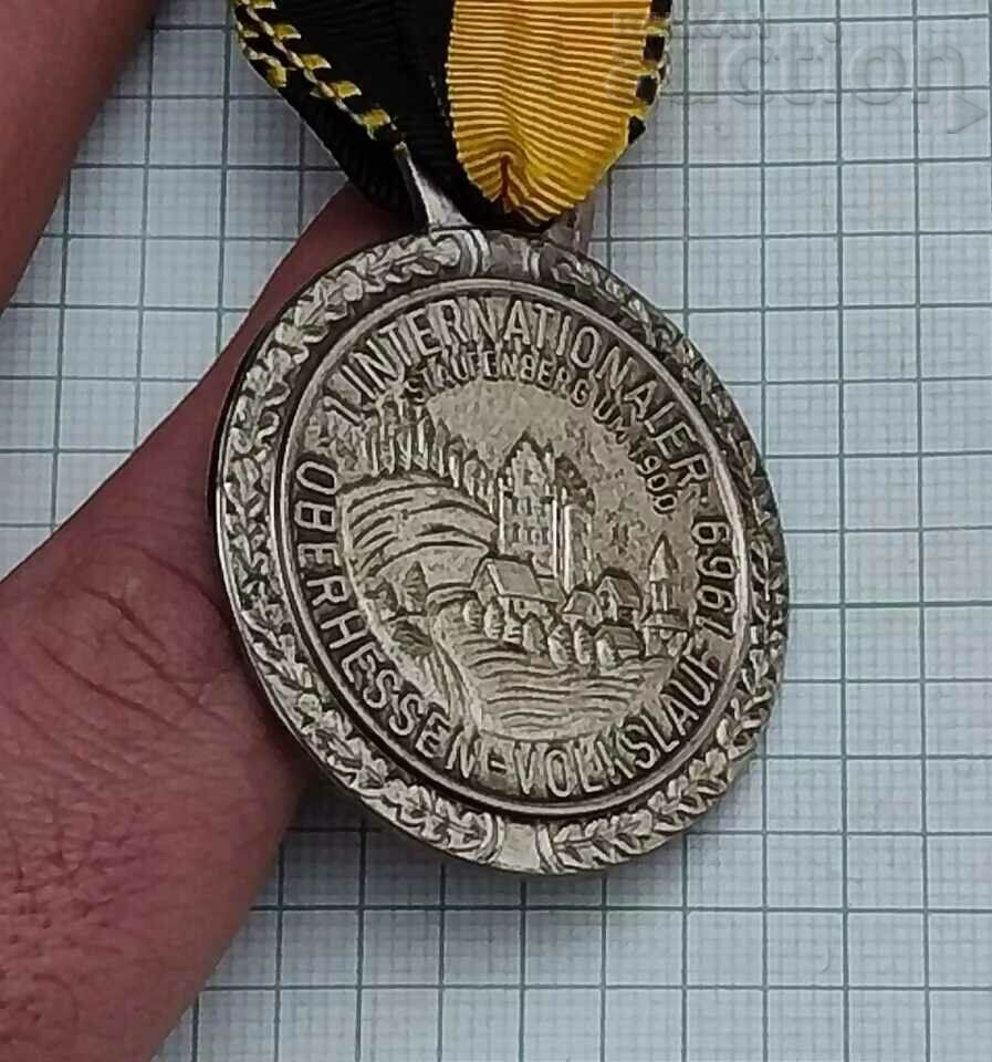 Delivery of GERMANY STAUFENBERG 1.INTERNATIONALER POPULAR RUN 1969 MEDAL Delivery of GERMANY STAUFENBERG 1.INTERNATIONALER POPULAR RUN 1969 MEDAL