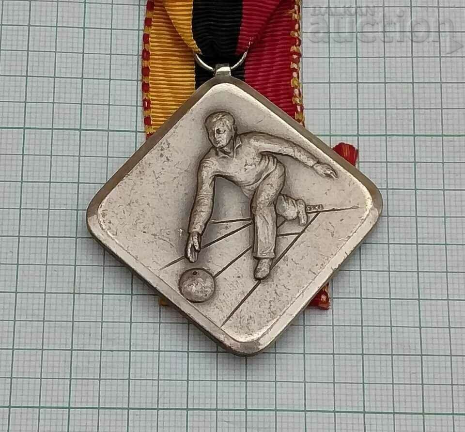 GERMANY BOWLING FINAL COMPANY 1964 MEDAL - 5