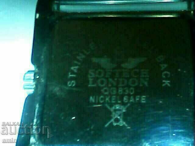 Delivery of Gnats 4-hour clock retro TV London works Delivery of Gnats 4-hour clock retro TV London works