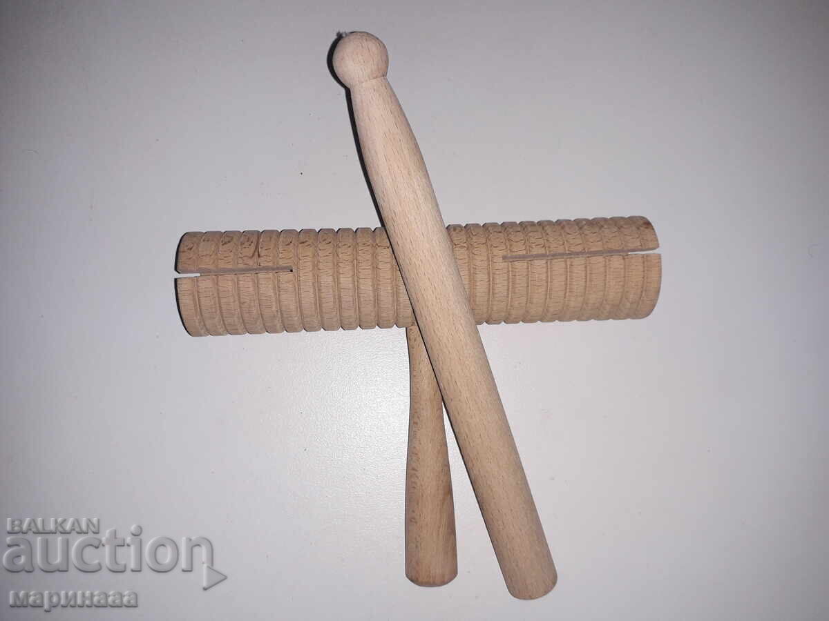 Licitație MUZICA DE LEMN RITM. INSTRUMENT Licitație MUZICA DE LEMN RITM. INSTRUMENT