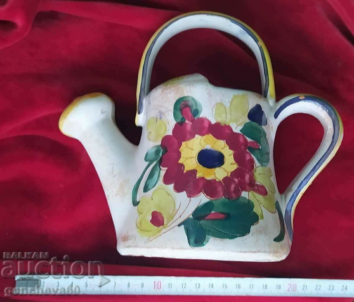 Delivery of Vintage garden decoration - watering can Delivery of Vintage garden decoration - watering can