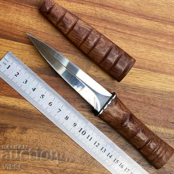 Hand dagger Japanese style 98x120, mahogany Hand dagger Japanese style 98x120, mahogany
