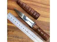 Hand dagger Japanese style 98x120, mahogany