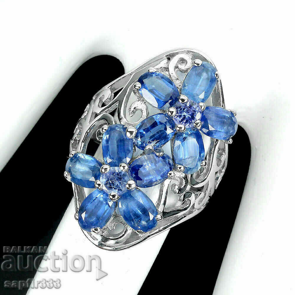 Auction  ROYAL DESIGNER RING NATURAL KYANITES AND TANZANITES
