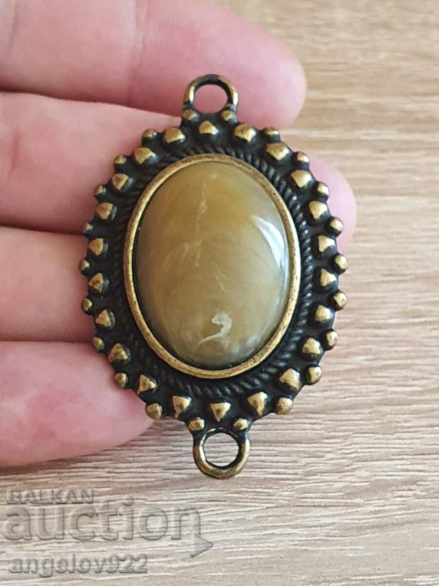 Vintage pendant with natural stone!