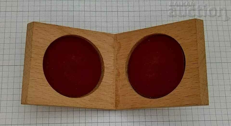 Auction  FILA WRESTLING WORLD CHAMPIONSHIP MINSK PLAQUE 1975