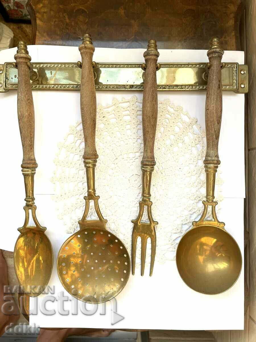 Beautiful large brass cookware from England