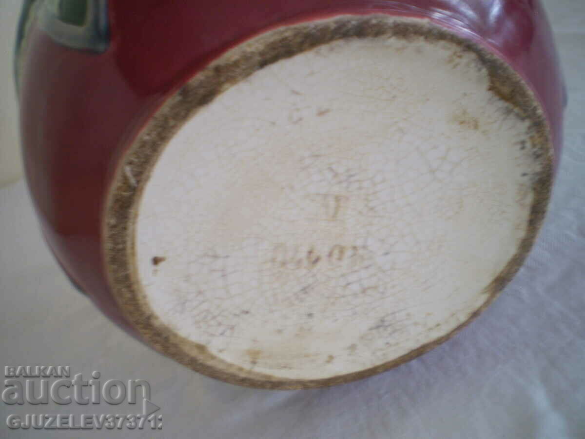 Delivery of Antique ceramic planter multi-colored ceramic flower pot Delivery of Antique ceramic planter multi-colored ceramic flower pot