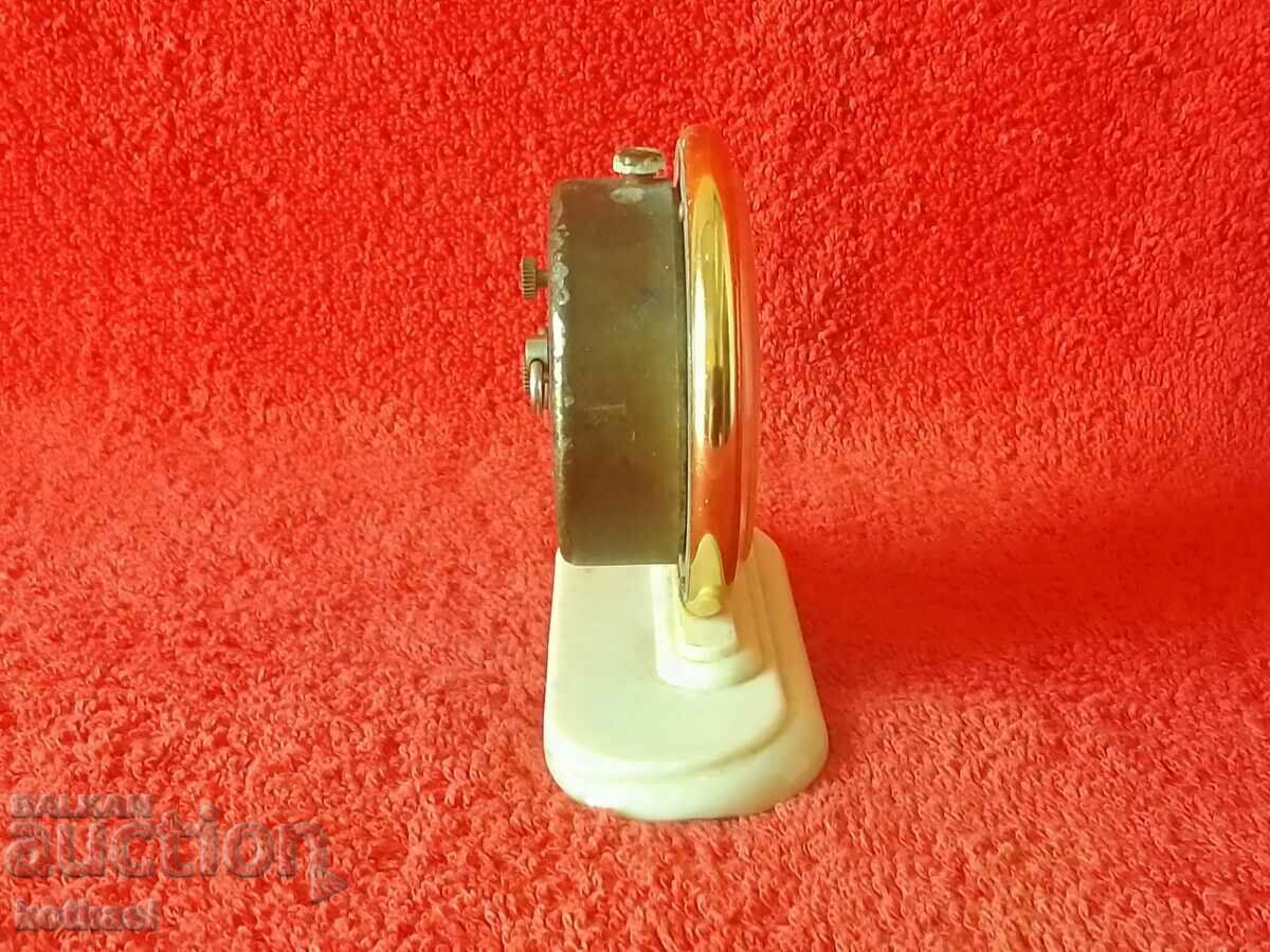 Delivery of Old social desktop clock Alarm clock Slava SLAVA USSR Delivery of Old social desktop clock Alarm clock Slava SLAVA USSR