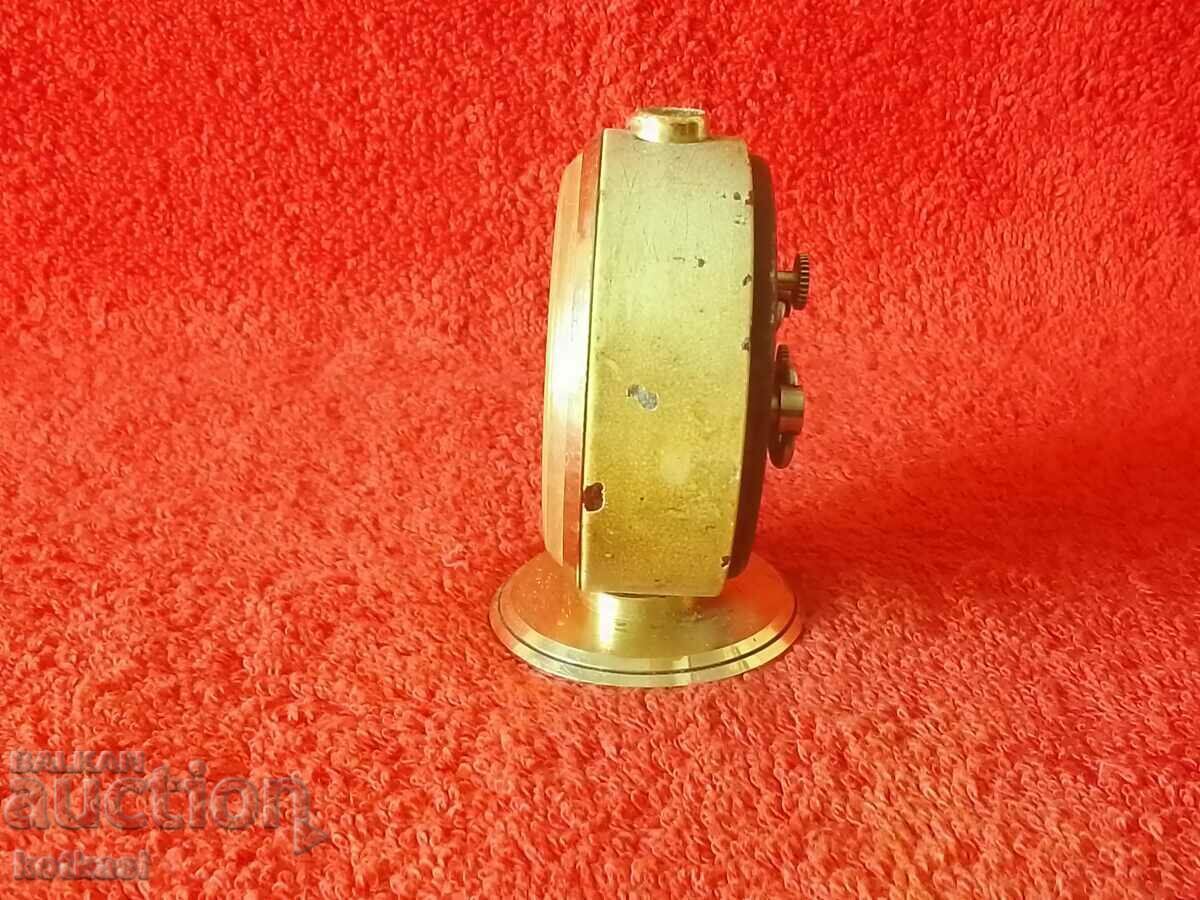 Old social desktop clock Alarm clock Slava SLAVA USSR with price 25.50 BGN | € 13.04 Old social desktop clock Alarm clock Slava SLAVA USSR with price 25.50 BGN | € 13.04