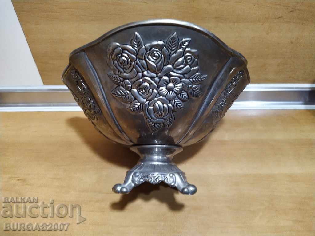 Old metal fruit bowl - 5 Old metal fruit bowl - 5
