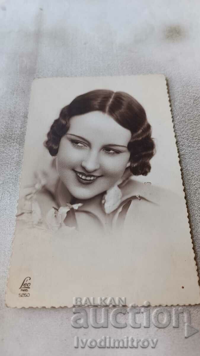 Postcard Young girl Svishtov 1932