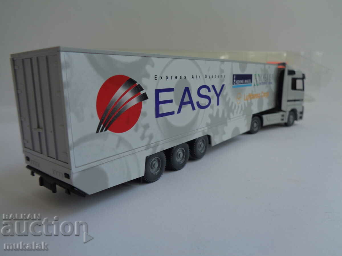 WIKING H0 1/87 MERCEDES BENZ ACTROS TRUCK MODEL TROLLEY - 6 WIKING H0 1/87 MERCEDES BENZ ACTROS TRUCK MODEL TROLLEY - 6