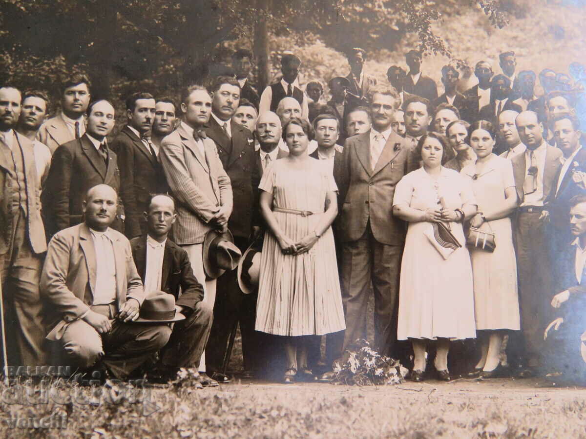 Delivery of OLD PHOTO - CARDBOARD - LARGE - MARKARYAN - SHUMEN Delivery of OLD PHOTO - CARDBOARD - LARGE - MARKARYAN - SHUMEN