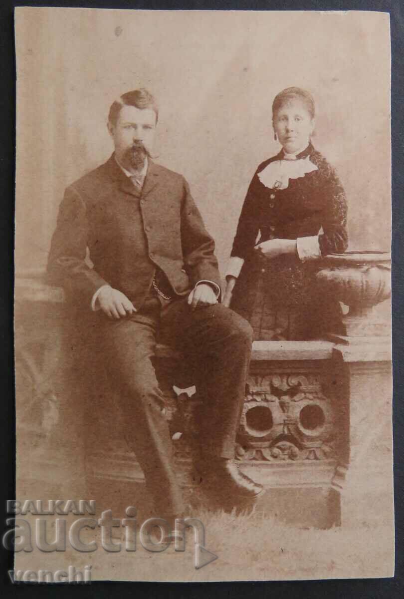 OLD PHOTO - CARDBOARD OLD PHOTO - CARDBOARD