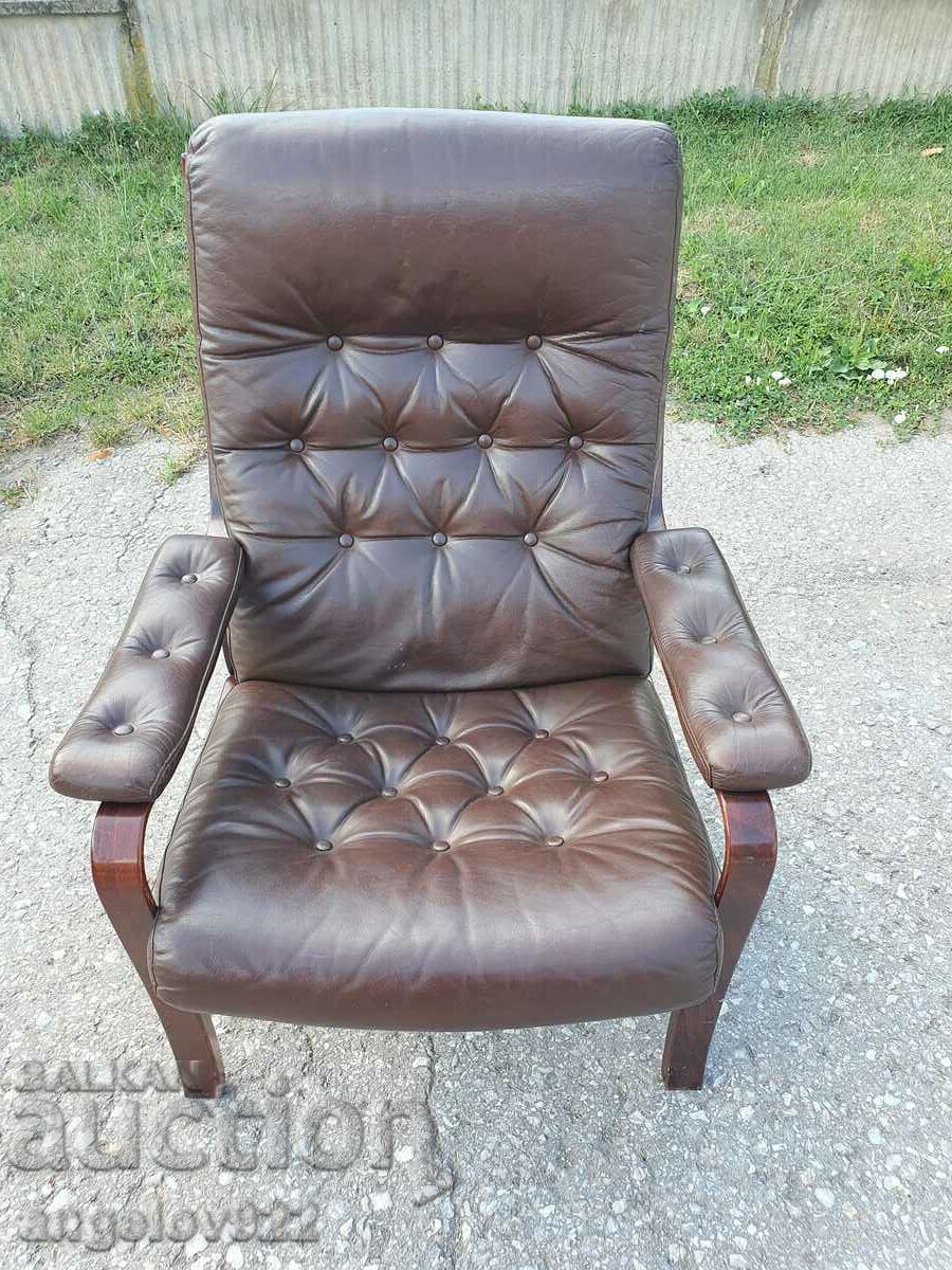 Beautiful solid armchair with natural leather!