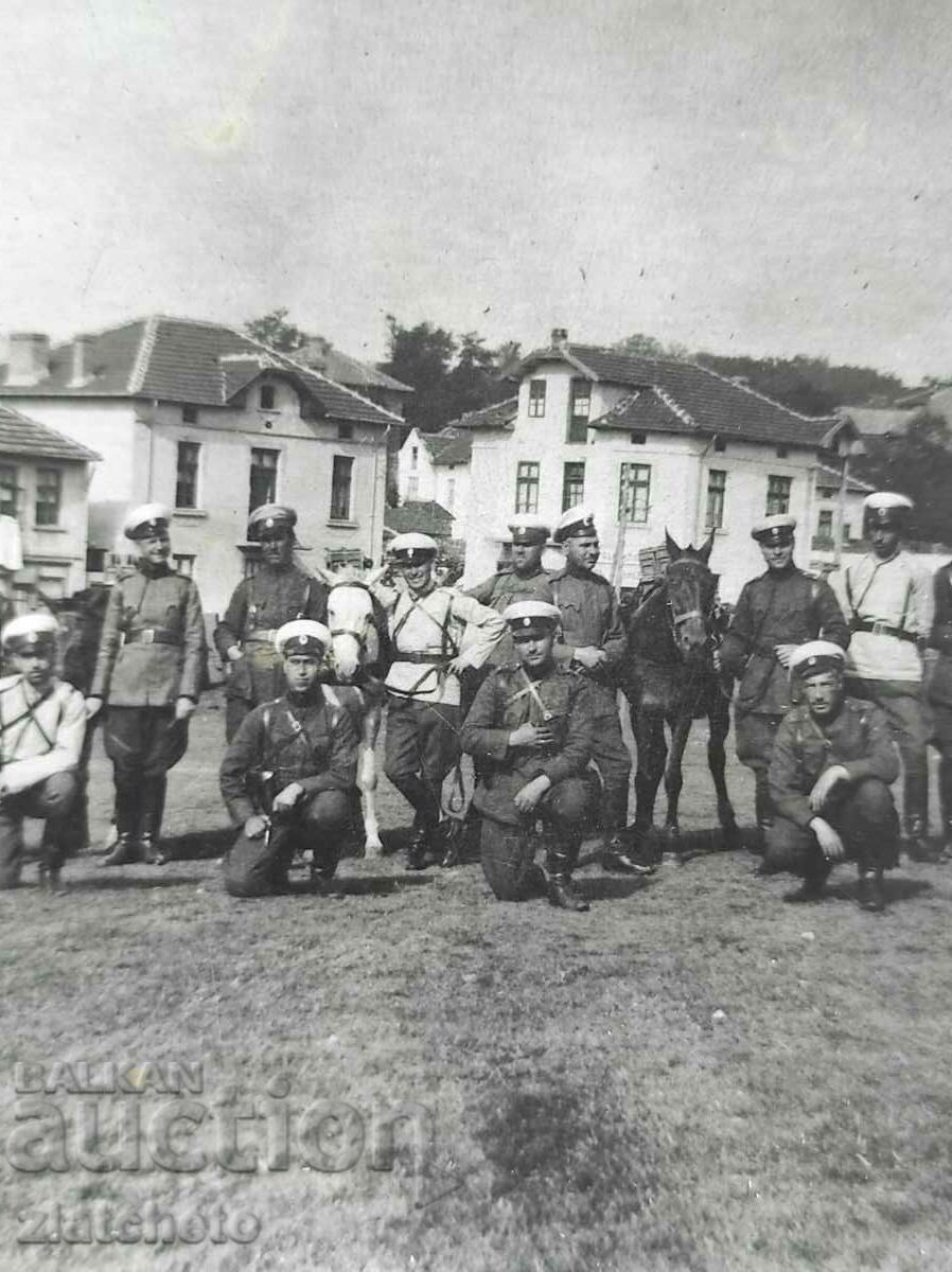 Стара снимка Царство България - с цена 10.00 лв. | € 5.11 Стара снимка Царство България - с цена 10.00 лв. | € 5.11