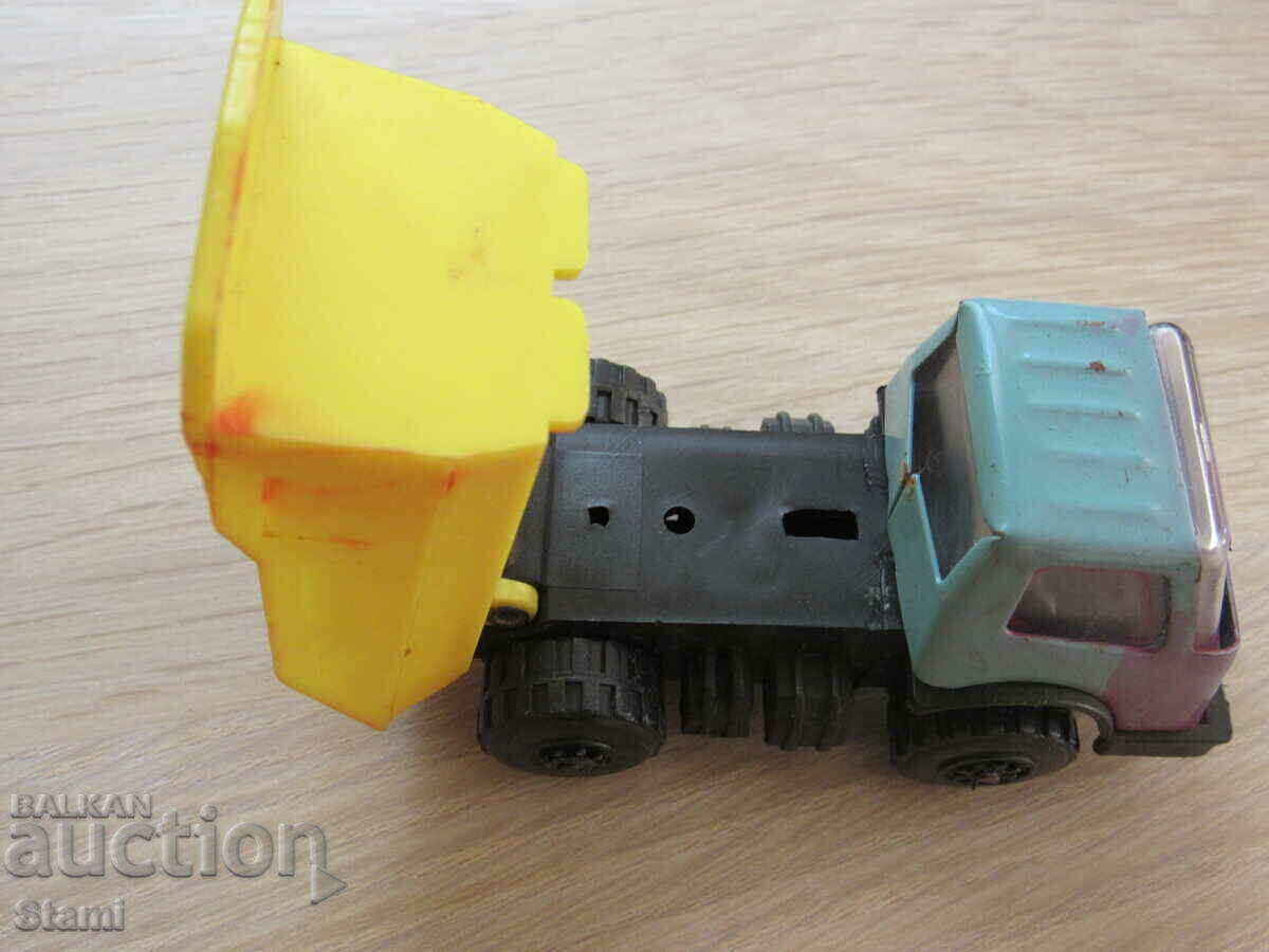 Delivery of Collector dump truck MIKRO, 1987 Delivery of Collector dump truck MIKRO, 1987