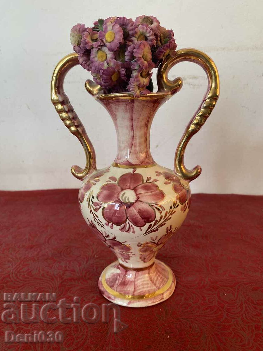 Красива порцеланова ваза с маркировка !!!!