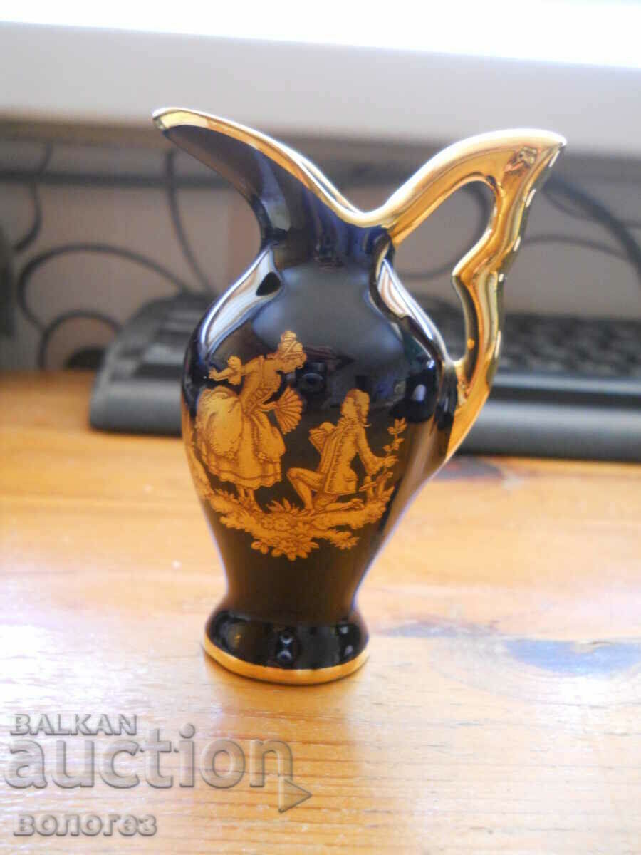 Porcelain vase "Limoges" - France