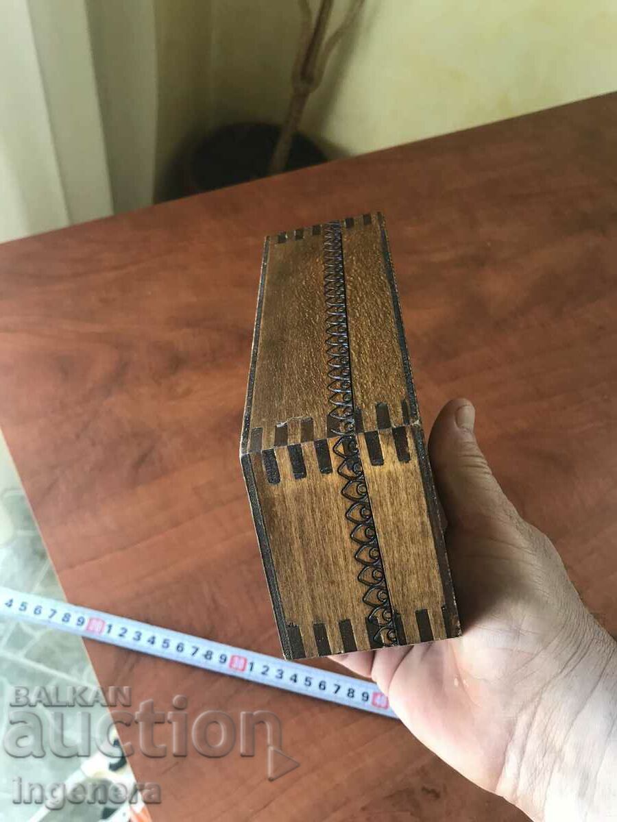 Delivery of BOX WOOD PYROGRAPH DRAWING ANTIQUE FROM SOCA MOSTRA