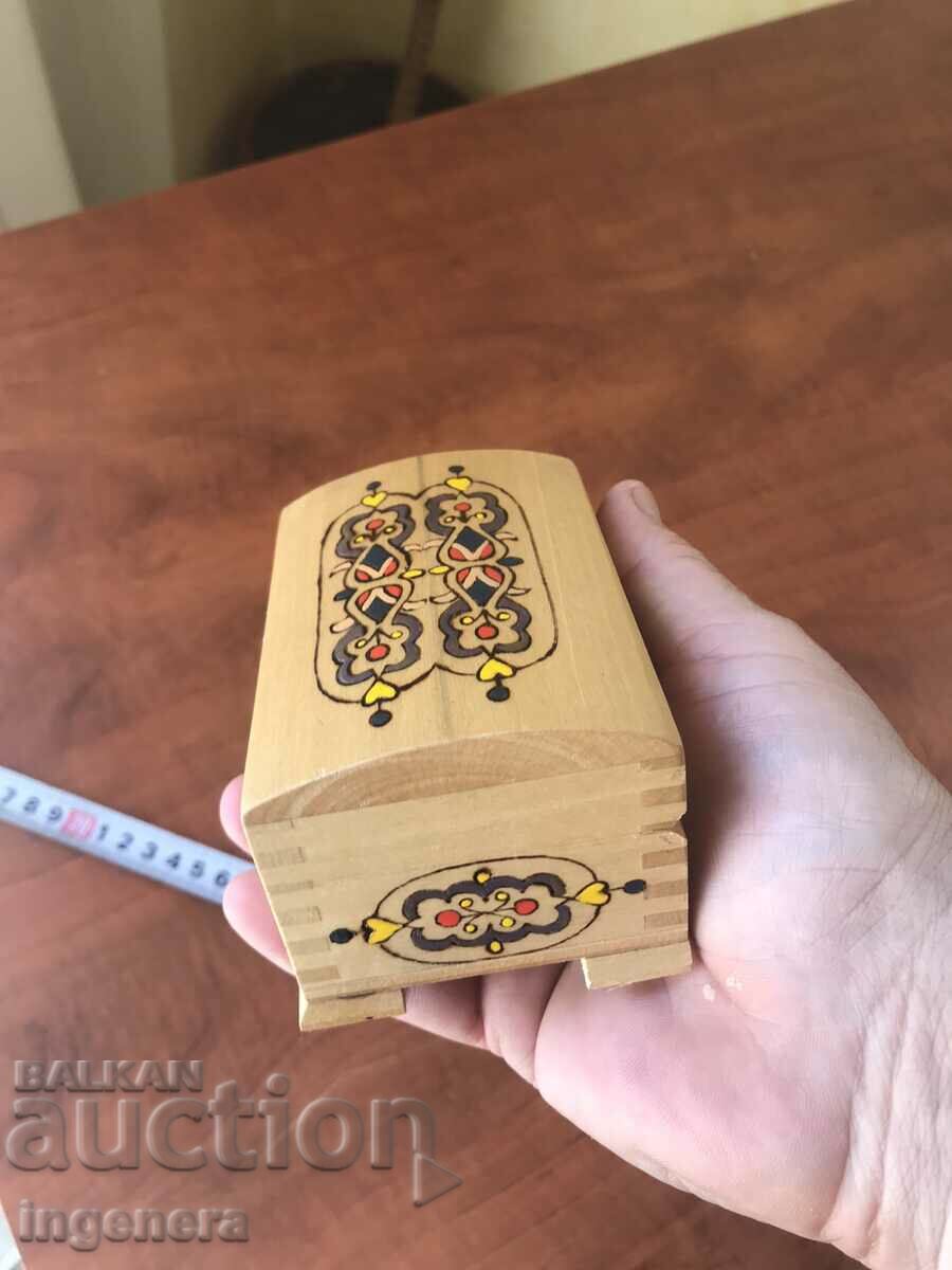 Delivery of BOX WOOD PYROGRAPH DRAWING ANTIQUE FROM SOCA MOSTRA Delivery of BOX WOOD PYROGRAPH DRAWING ANTIQUE FROM SOCA MOSTRA