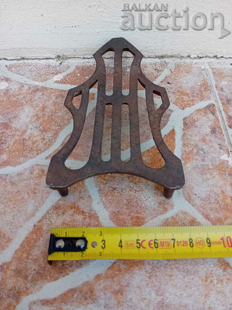 grill iron on grill with price 21.00 BGN | € 10.74