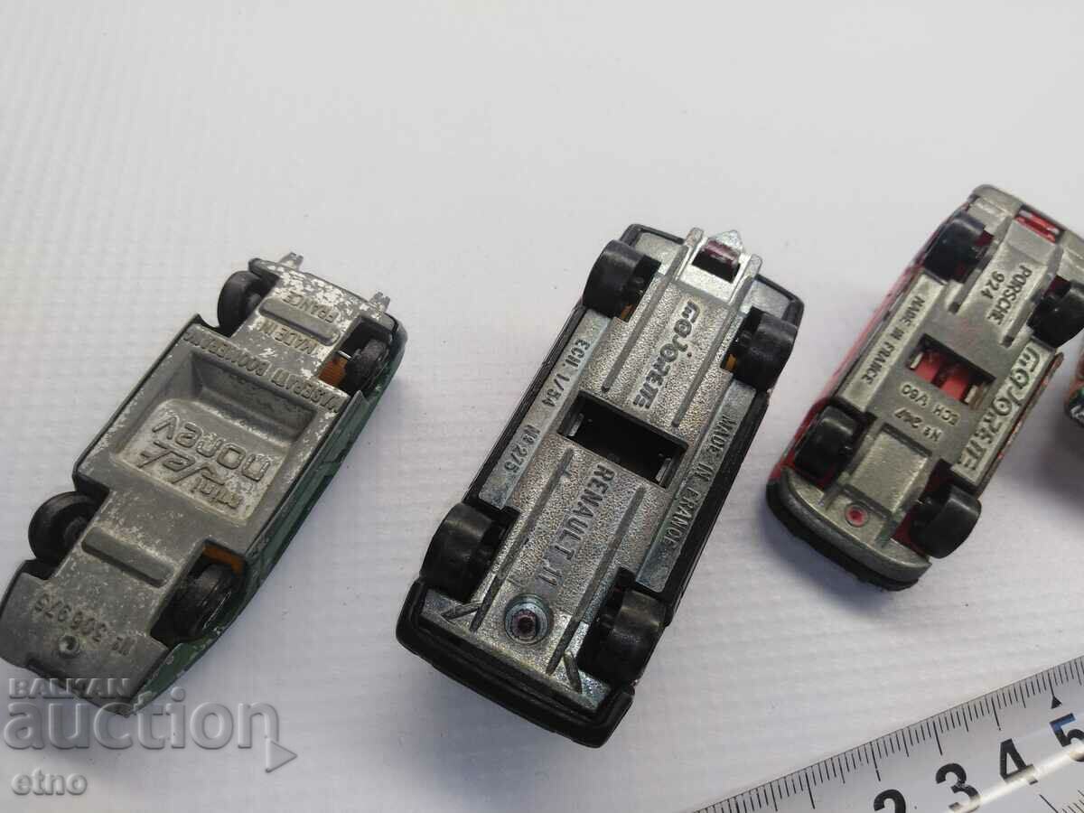 Licitație Jucărie veche, jucării Licitație Jucărie veche, jucării