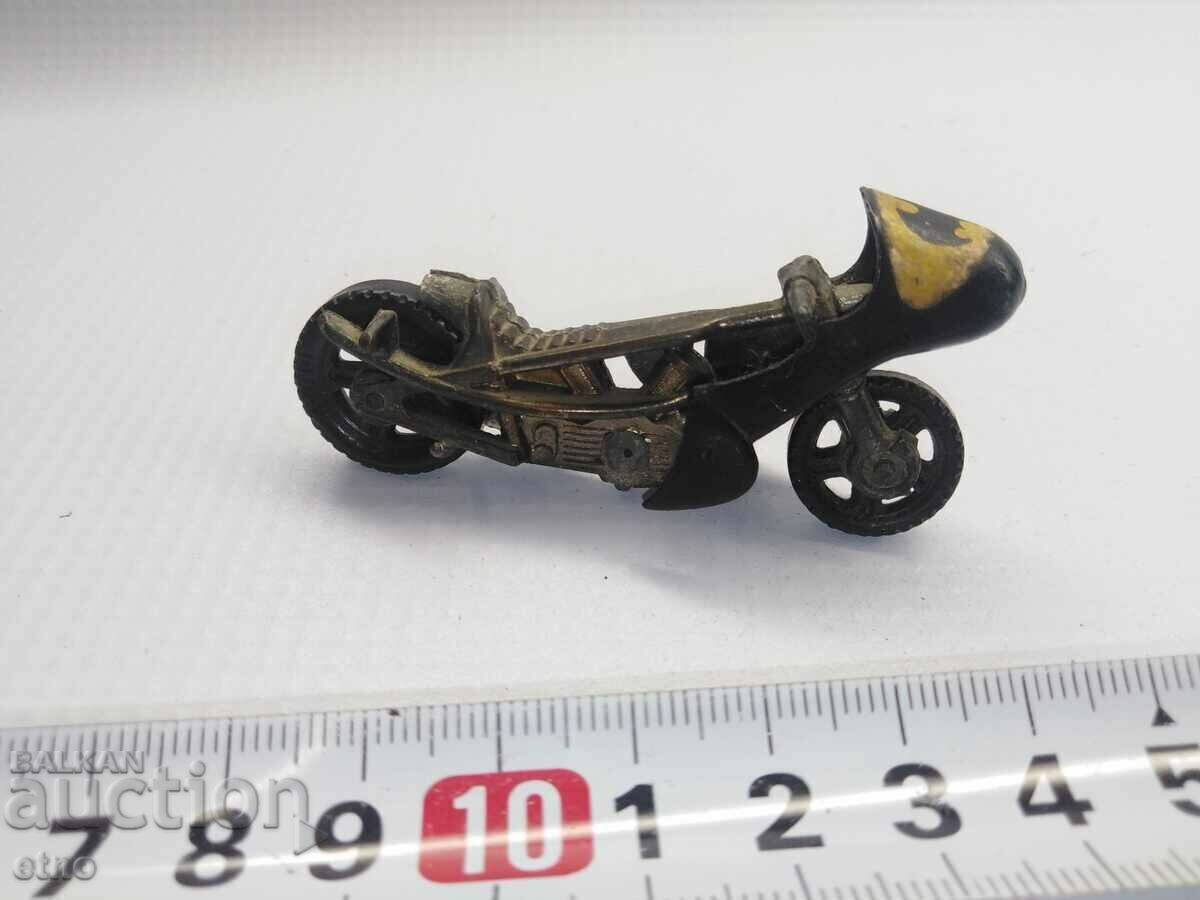 1978. Jucărie veche, jucării, MOTOCICLETA, Batman - 6 1978. Jucărie veche, jucării, MOTOCICLETA, Batman - 6
