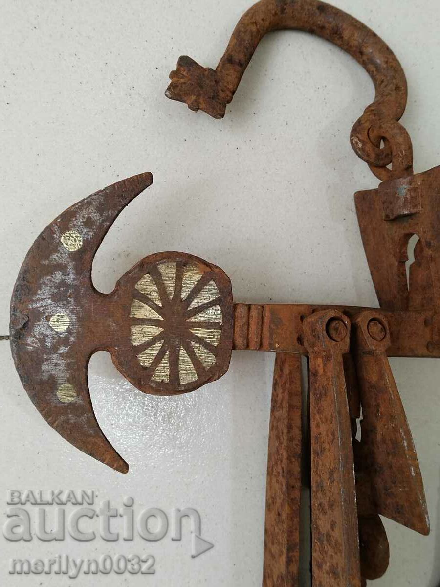 Османски кантар с набивки дата 1909 год везна паланца с цена 105.00 лв. | € 53.69 Османски кантар с набивки дата 1909 год везна паланца с цена 105.00 лв. | € 53.69