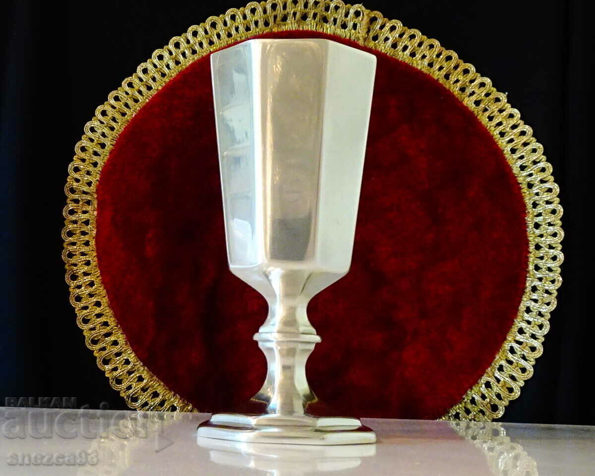 Pewter goblet, bowl, multi-faceted, massive with price 49.00 BGN | € 25.05 Pewter goblet, bowl, multi-faceted, massive with price 49.00 BGN | € 25.05