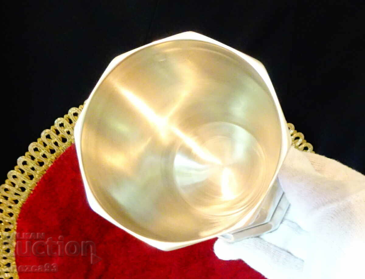 Auction Pewter goblet, bowl, multi-faceted, massive Auction Pewter goblet, bowl, multi-faceted, massive