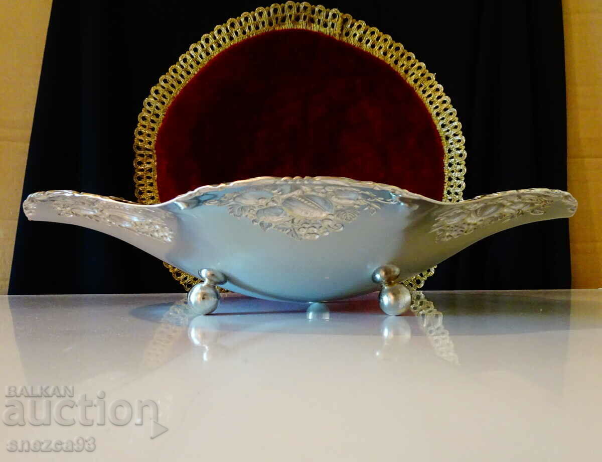 Quist silver-plated fruit bowl, embossed fruits, 30 cm. with price 79.00 BGN | € 40.39 Quist silver-plated fruit bowl, embossed fruits, 30 cm. with price 79.00 BGN | € 40.39