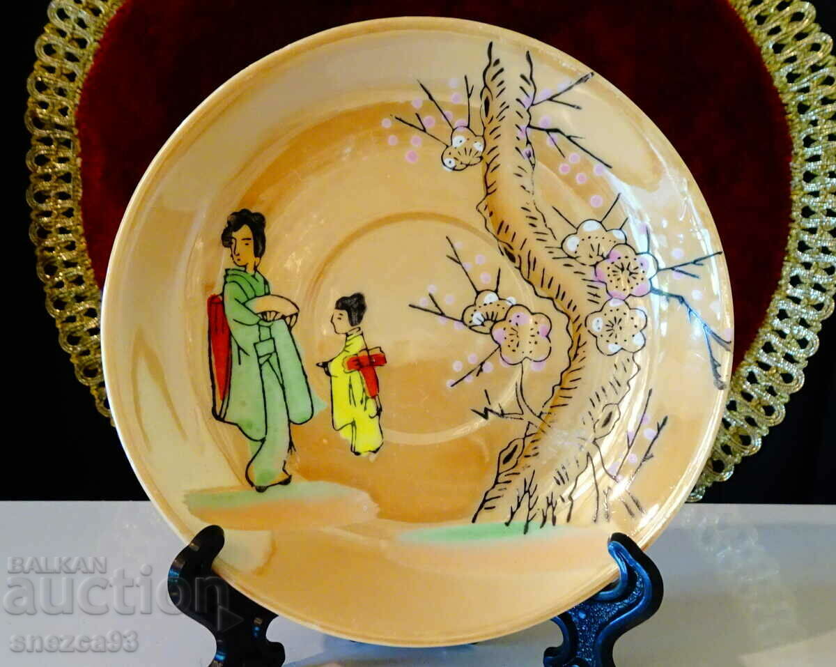 Japanese porcelain plate 14 cm.