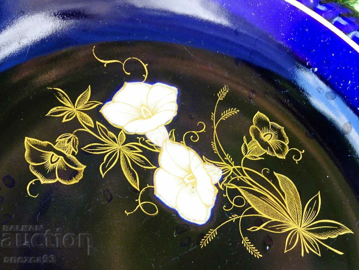 Bavarian porcelain plate, gold, cobalt with price 29.00 BGN | € 14.83 Bavarian porcelain plate, gold, cobalt with price 29.00 BGN | € 14.83