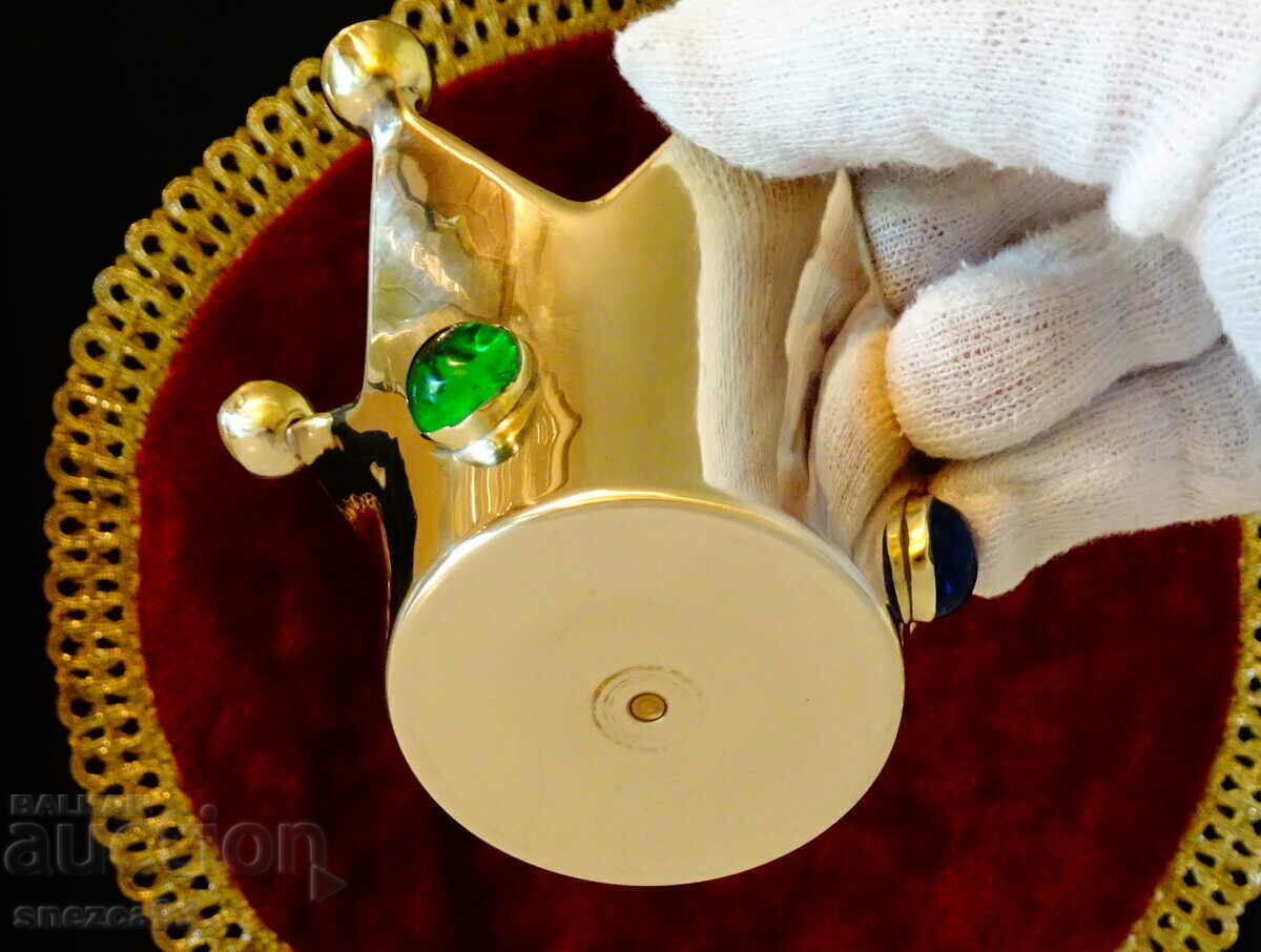 Delivery of Bronze jewelry box, candlestick, crown with stones