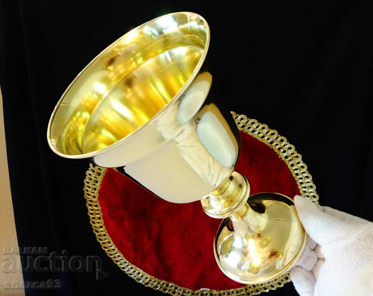 Royal brass goblet 600 ml, wine ladle
