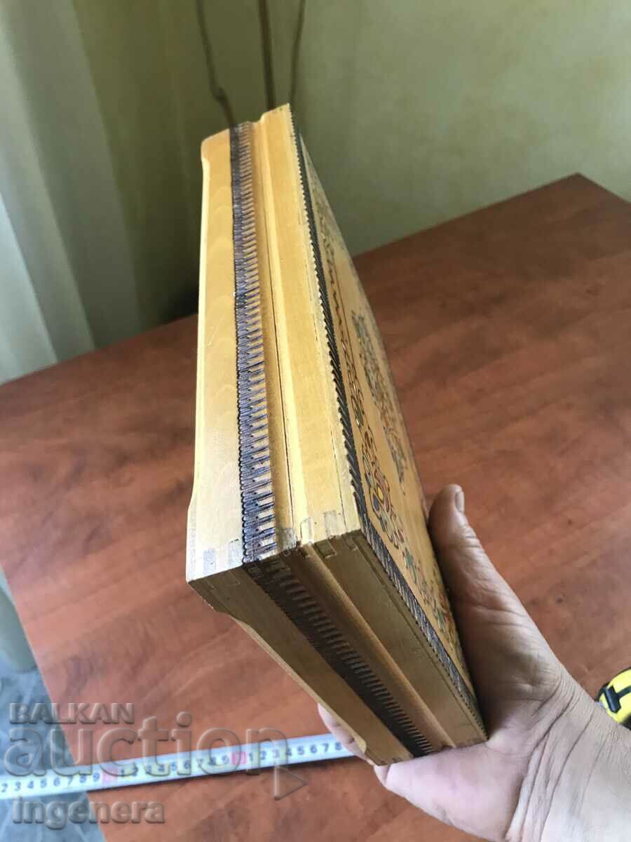 Delivery of BOX WOOD PYROGRAPH DRAWING ANTIQUE FROM SOCA MOSTRA Delivery of BOX WOOD PYROGRAPH DRAWING ANTIQUE FROM SOCA MOSTRA