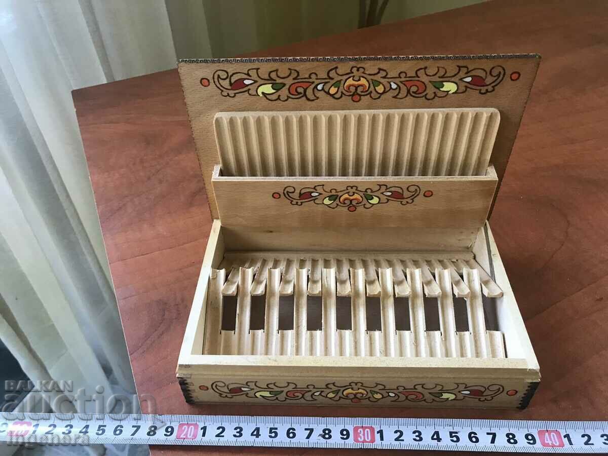 Auction BOX WOOD PYROGRAPH DRAWING ANTIQUE FROM SOCA MOSTRA Auction BOX WOOD PYROGRAPH DRAWING ANTIQUE FROM SOCA MOSTRA