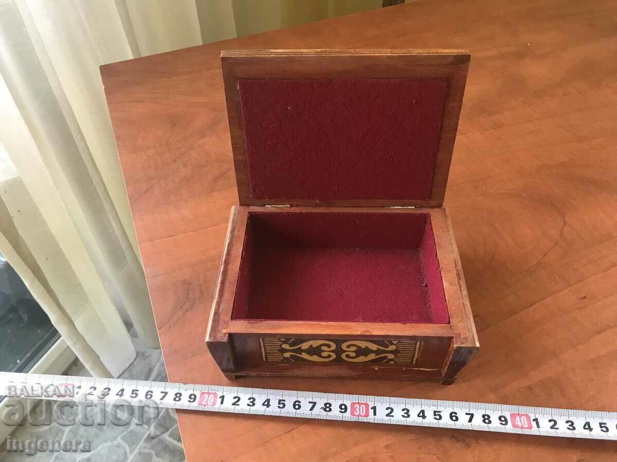 Auction  BOX WOOD PYROGRAPH DRAWING ANTIQUE FROM SOCA MOSTRA