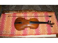 Ένα παλιό βιολί