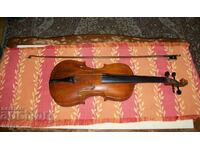 An old violin