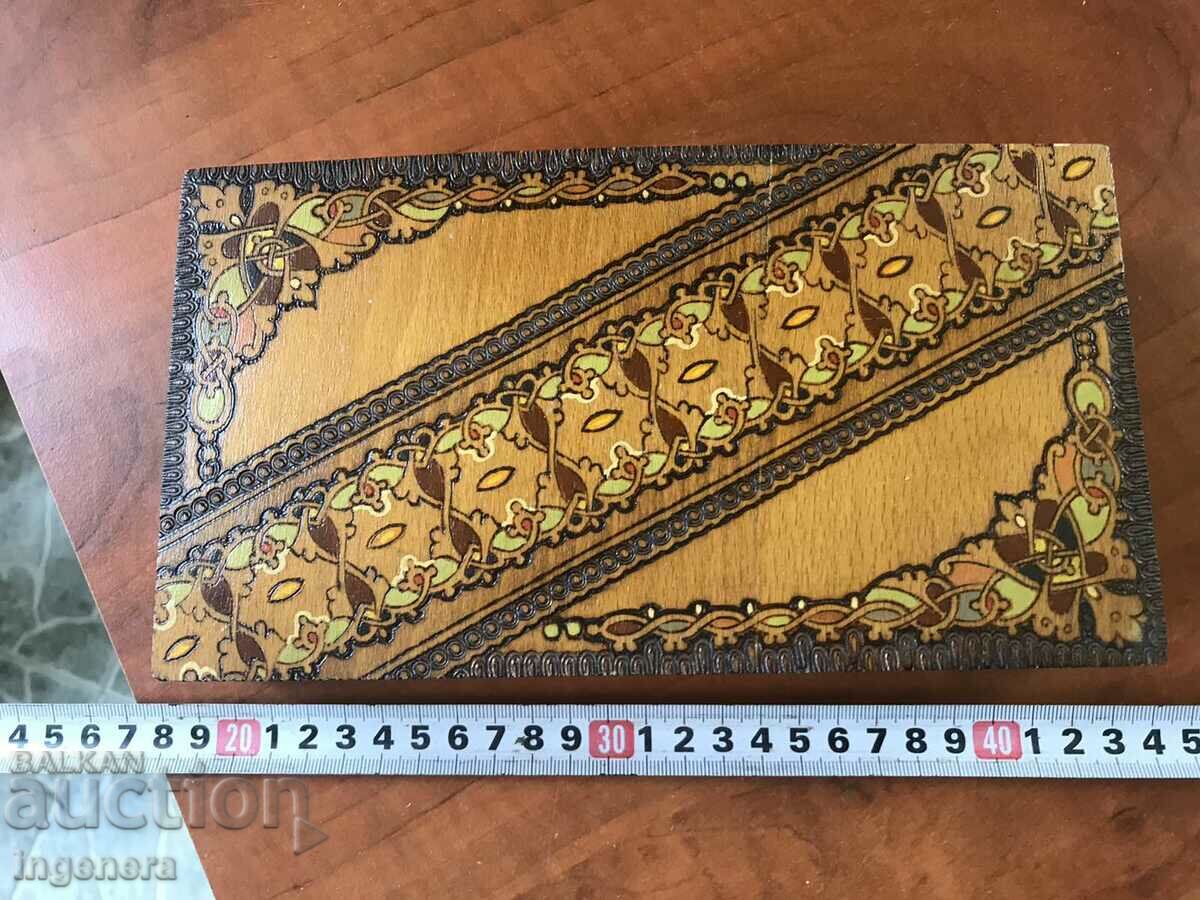 BOX WOOD PYROGRAPH DRAWING ANTIQUE FROM SOCA MOSTRA with price 45.00 BGN | € 23.01