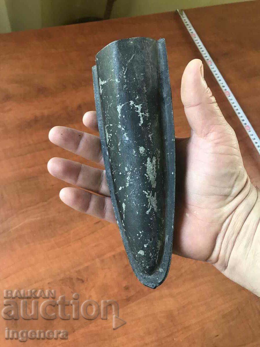 Auction ANTIQUE BRUSH METAL CASE Auction ANTIQUE BRUSH METAL CASE