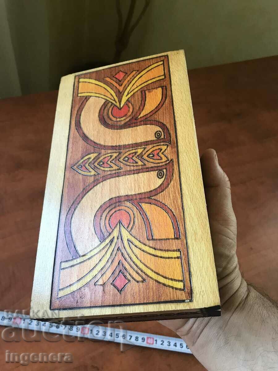 Delivery of BOX WOOD PYROGRAPH DRAWING ANTIQUE FROM SOCA MOSTRA