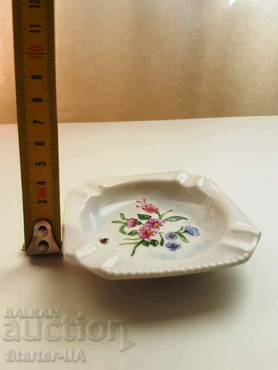 Author's painted ashtray. With marking. - 5