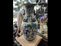 Authentic Chinese vase from the 19th century. #5595