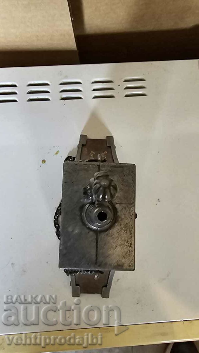 Metal-wooden pot - 5 Metal-wooden pot - 5