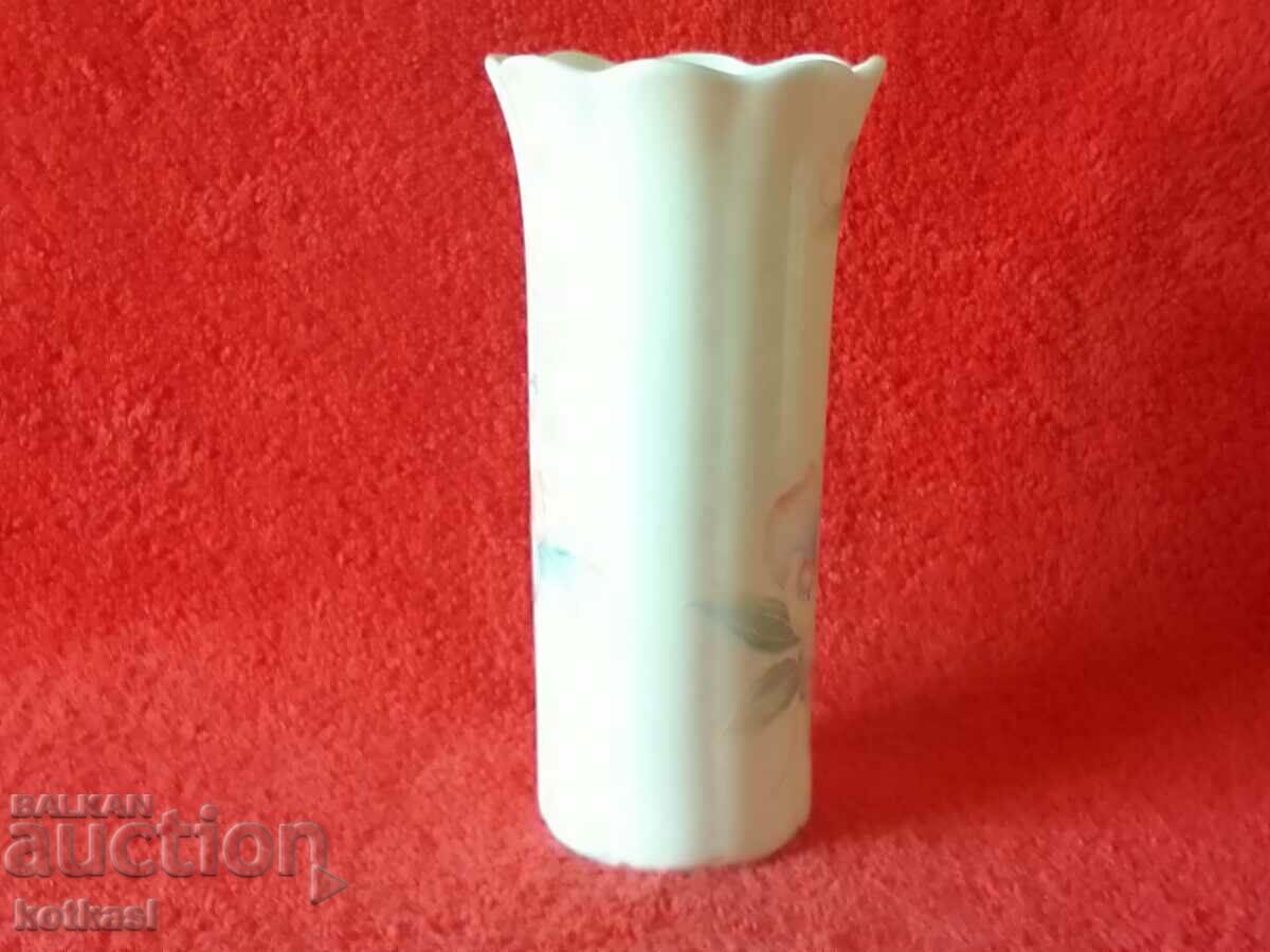 Old porcelain Vase ENGLAND AYNSLEY Embossed surface with price 35.50 BGN | € 18.15 Old porcelain Vase ENGLAND AYNSLEY Embossed surface with price 35.50 BGN | € 18.15